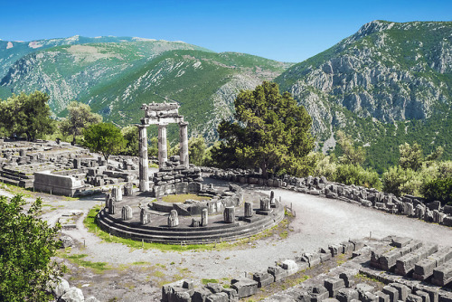 The Tholos of Delphi, The Sanctuary of Athena Pronaia, Greece  Delphi | Ancient ruins