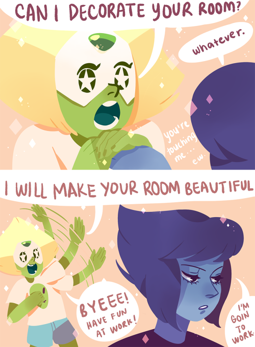 anushbanush:  I made a cute little comic of when they move into the city for the first time!btw, this is the backstory of the pictures on lapis’ wall from this drawing.   omg best roomies! <3 <3 <3