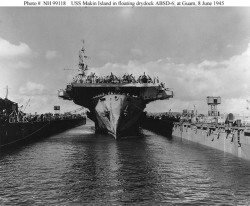 sailnavy:  USS Makin 1945