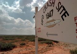 nuforc:“1947 UFO Crash Site Tours” in Roswell, N.M. (Photo: Eric Draper)