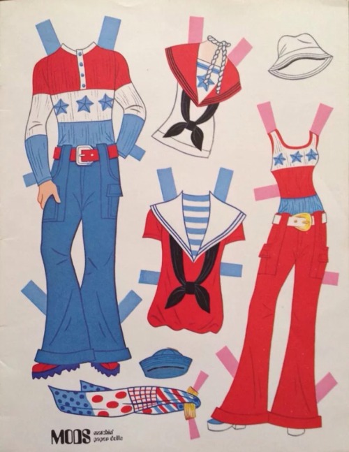 silveragelovechild: Although paper dolls aren’t as popular was they once were, they are a great way 