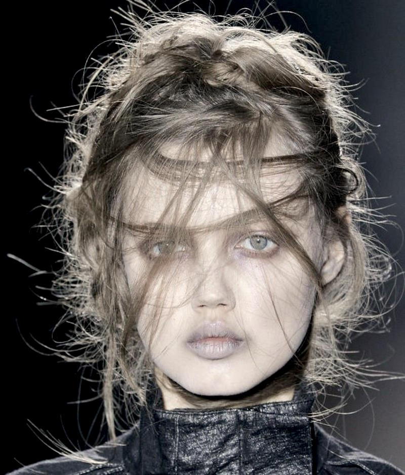 quietmoodygirl:  Lindsay Wixson for Gareth Pugh Fall 2013