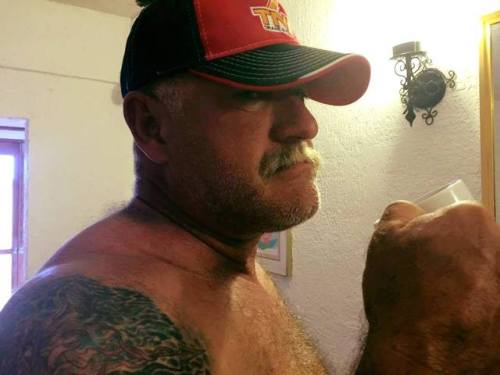 jlabear: Fuuuuuuuck Hot