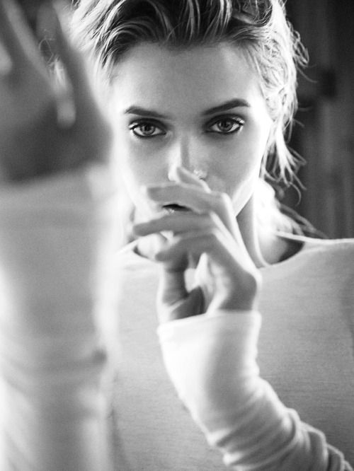 Abbey Lee Kershaw By Will Davidson For Vogue Australia May 2015