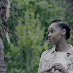 lazyexceptwhencooking:  loveniaimani:  outsidersdaily:  I just realized that you probably don’t even watch TV. You don’t even know who Katy Perry is.  Hasil so smooth.   She is so pretty in these GIFs. Ethereal. 