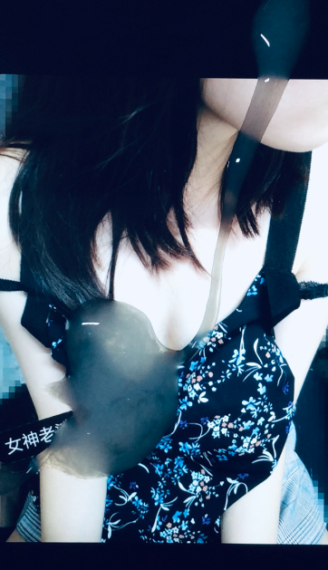 infinitecumshot: 射给你的女神老婆 @lovecummuch 老婆超爱