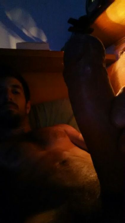nakedguysfromkik:  Italy :)