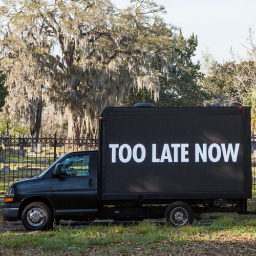 lesbianmedusa - IT IS GUNS (2018) Jenny Holzer 