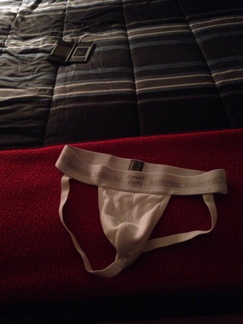 chad-hunter: fistfullofassholes: chad-hunter: Laundry Day I’ll wash them for ya. When I took t