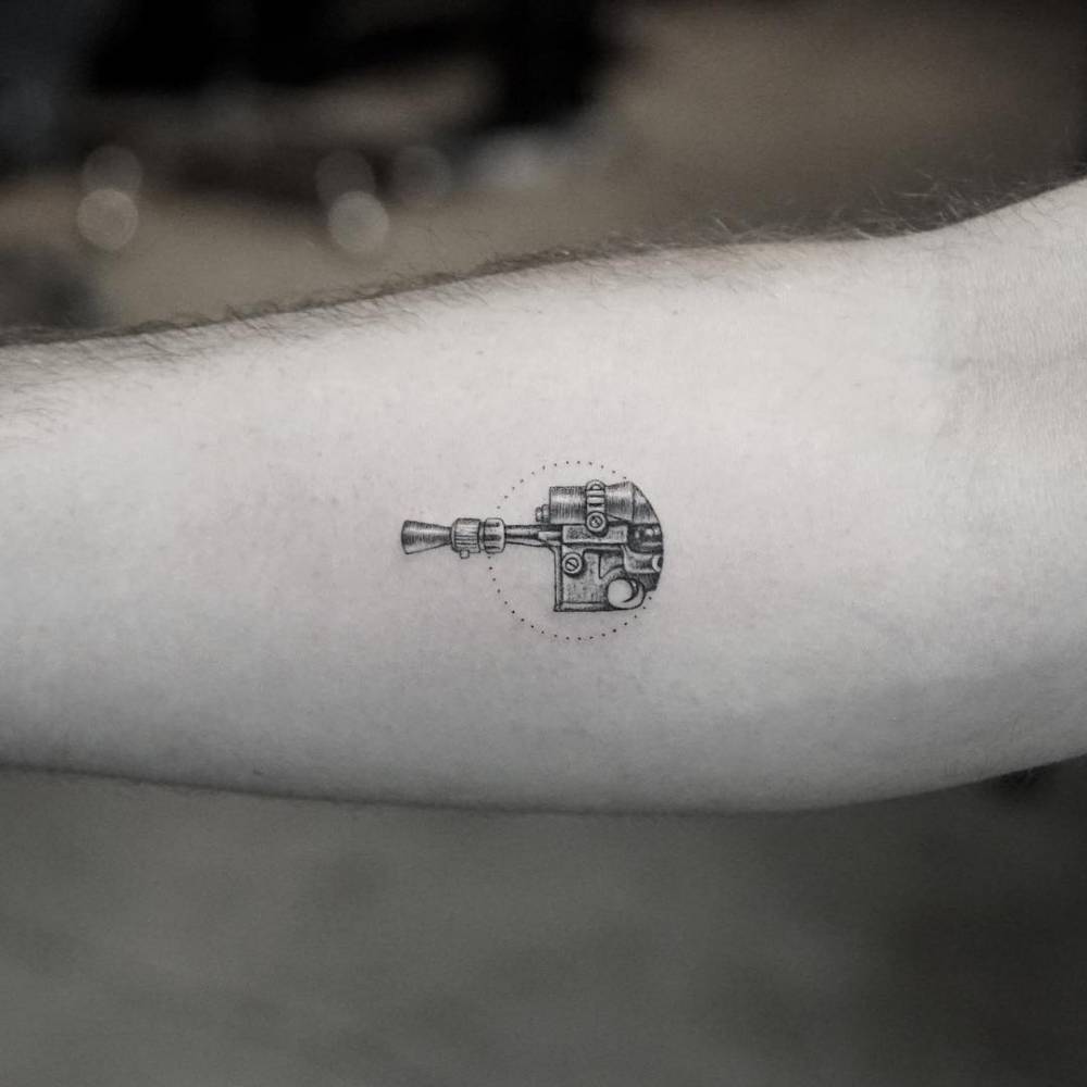 Pequeños Tatuajes — Por Sanghyuk Ko · MR.K, hecho en Bang Bang,...