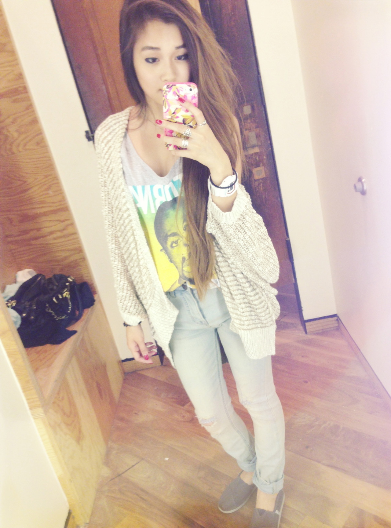 sexyasiangal:  Visit asian dating online - Asian Sex Locator hot asian women models