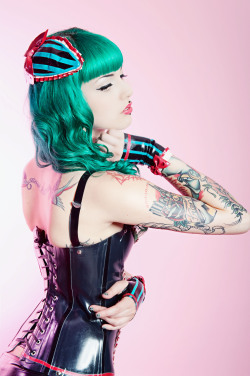 victoria-van-violence:   Victoria van Violence    Photo: Fairy-Tales-Photography   Outfit: Westward Bound 