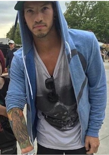 joshdunand:Josh Dun + hoodie