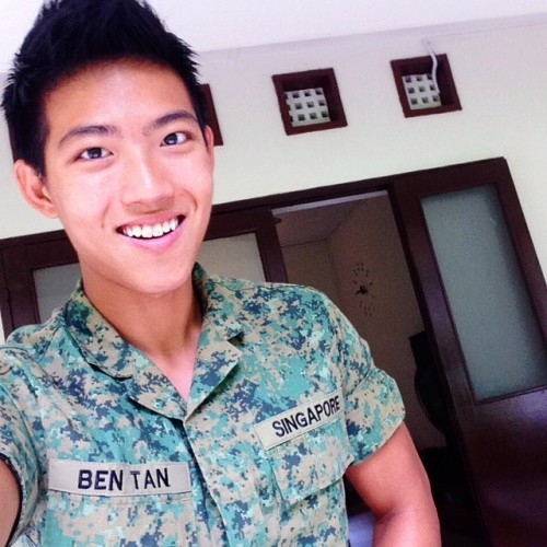 studentsg: hoz95:Benjamin Tan Slut