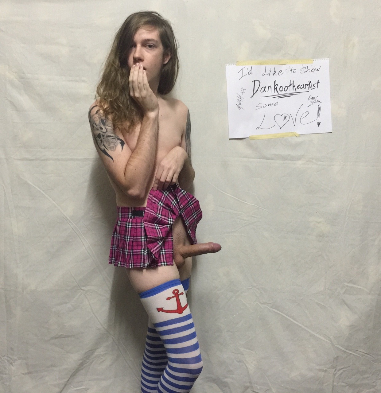 maxma666ot:&ldquo;I’d like to show dankootheartist some Love” and I really