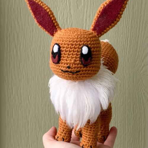 retrogamingblog2: Crochet Eeveelutions made by Kayla Shea