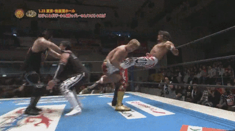 leaveharmony:  He probably gets greeted with a vaulting straddle a lot, to be fair