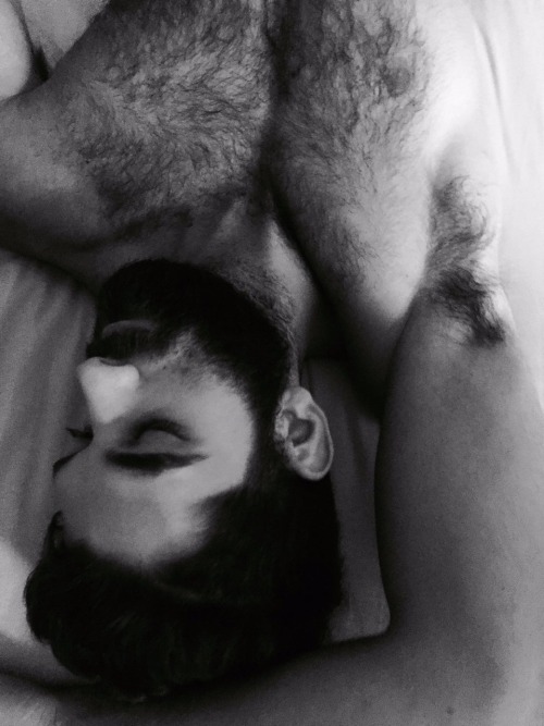 beardburnme:  Tegan Zayne   snapchat: hairylgsshow me your hairy legs