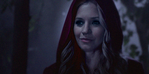 pllcloset: 6x10 au → Wren Kingston is revealed as A, Cece Drake as Red Coat and Melissa Ha