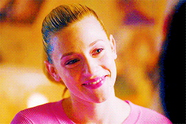clarasolo: Betty Cooper In Every Episode - 1x13…  The Sweet Hereafter “Good evening,