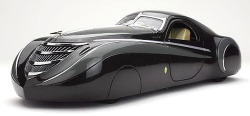 carsthatnevermadeitetc: Duesenberg Coupé Simone Midnight Ghost, 1939. Supposed to be the last Duesenberg ever built, commissioned by French cosmetics magnate Gui De LaRouche who contracted coach builder Emmett and Armand to create an exotic-bodied