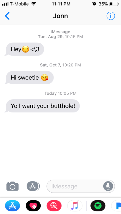 straightwhiteboystexting:letterstothenightskyNotice the time between textsme and dating apps