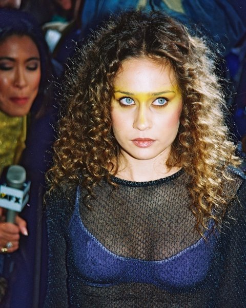 fionaapplerocks - Fiona Apple at the VH1 Fashion awards, 1997