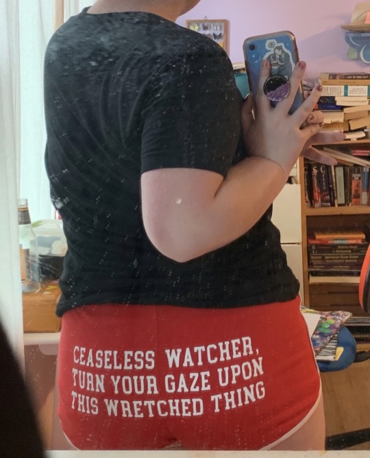 Lest I forget, turn your gaze upon my wretched  booty shorts :  r/TheMagnusArchives