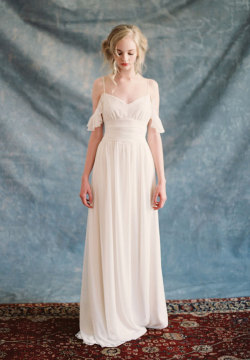 everythingsparklywhite:  Claire Pettibone