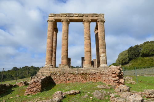 ahencyclopedia:TREASURES OF THE ANCIENT WORLD: The Punic-Roman Temple Of Antas (Sardinia)  NESTLED i