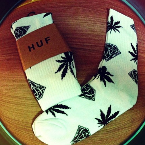 classyndbeautiful:  fierrrrrrce:  http://fierrrrrrce.tumblr.com/  i follow back similar blogs :) 