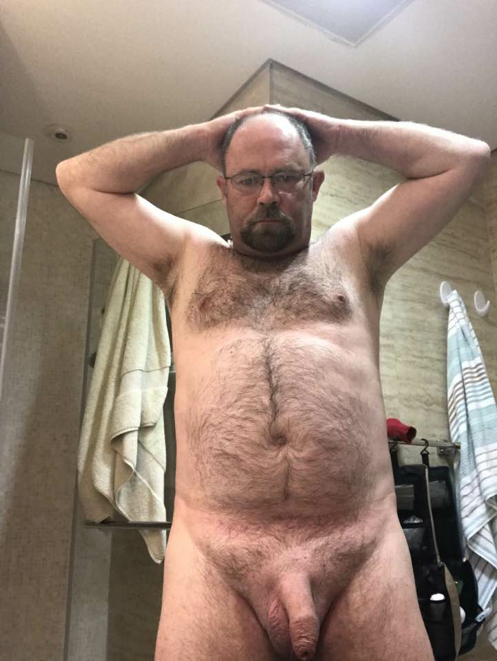 bradbraux2:  Follow us http://bradbraux2.tumblr.com/+97433718737 Kik-loloaqi Contact