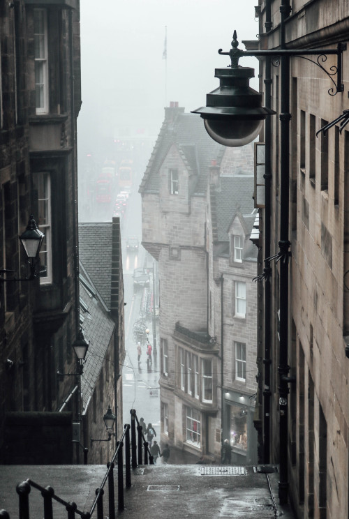 bluereevesphotography:Misty Edinburgh - 6/4/19