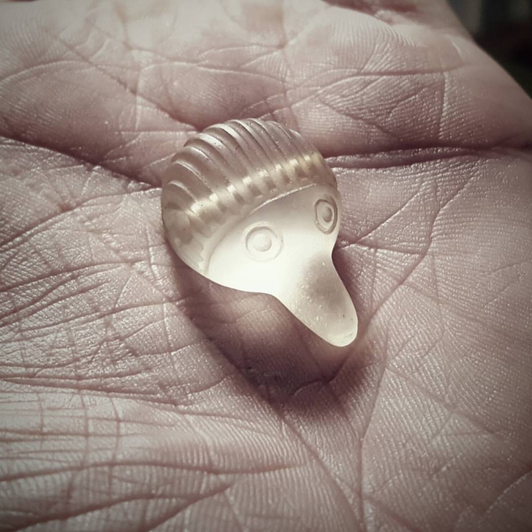 willigula:
“ Hittite carved crystal hedgehog, Anatolia, c. 1,500 BCE.
(my dad has weird things in his house)
”