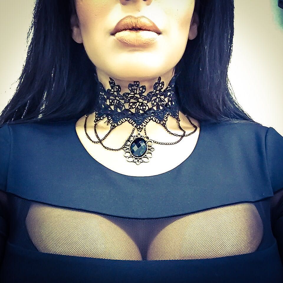 I love shopping on SammyDress! This necklace was only $2.47!  Click the link in my