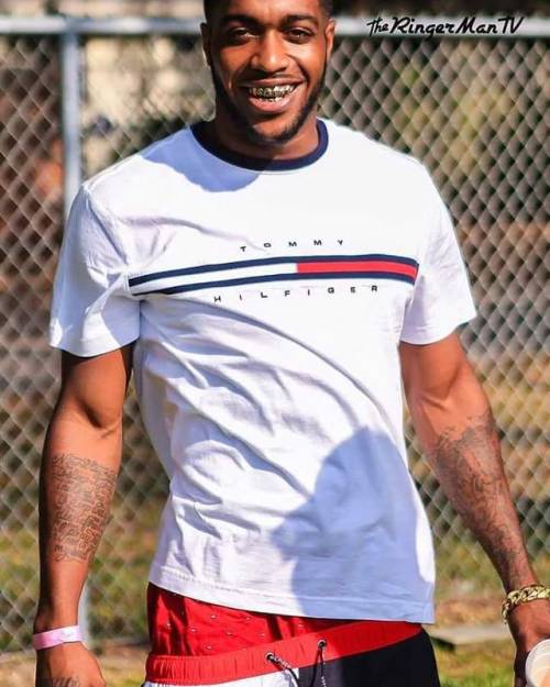 letaz24: My Type man yooo Man he can fuck allday