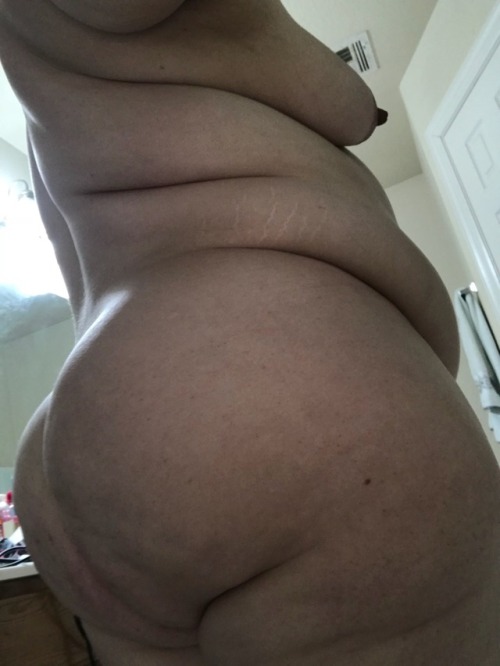 Porn loosebbwgoddess:  Sexy fat body, saggy tits, photos
