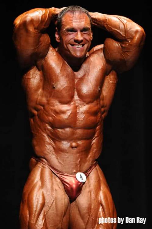 proudbulge:  Paco’s pouch-o always makes me weak. 