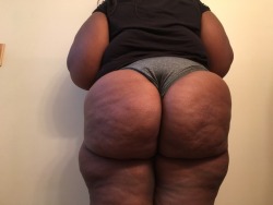 blackjourneyman:  luvizeverything:  All Ass  Big beautiful ass