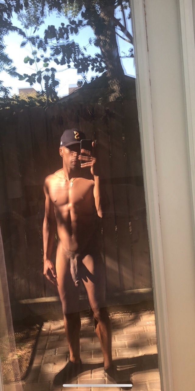 redlightspecial2:  @isssssssavibe Daddy af 🤤👅  ig: datdamndante