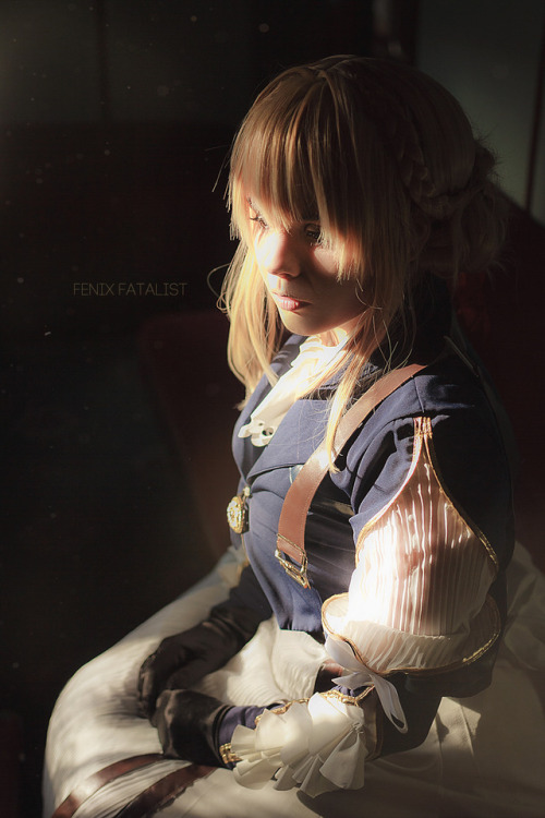 fenixfatalist:Violet Evergarden Cosplay by FENIX FATALISTThis was my first non handmade cosplay, and