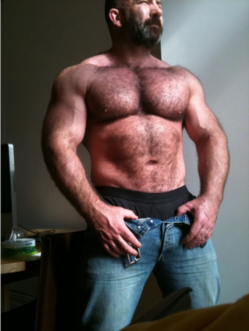 barebearx:  gymbear:  Scott Cairns  ~~~~PLEASE FOLLOW ME ** ~ ♂♂ OVER 22,000 FOLLOWERS~~~~~~ http://barebearx.tumblr.com/ **for HAIRY men & SEXY men** http://manpiss.tumblr.com/ **for MANPISS FUN **                   ~~~~~~~~~~~~~~~~~~~~~~~~~~~~~~~~~~