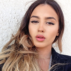 girlieicons:please like this post if you take any icon (click on the icon to see