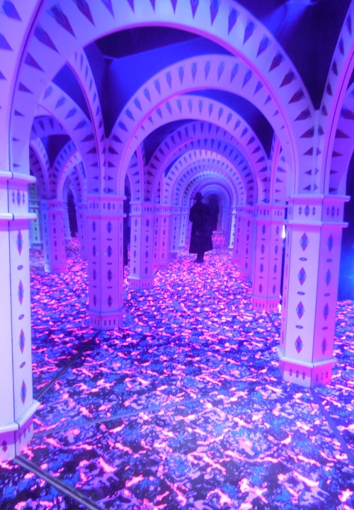 soundvsvision:  Frankenmuth Mirror Maze Frankenmuth, Michigan 