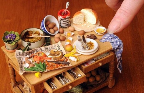 magical-mayhems:  Tiny food appreciatiooooon~ 