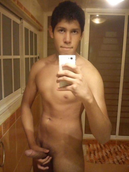 1000chicosreales:  Http://1000chicosreales.tumblr.com