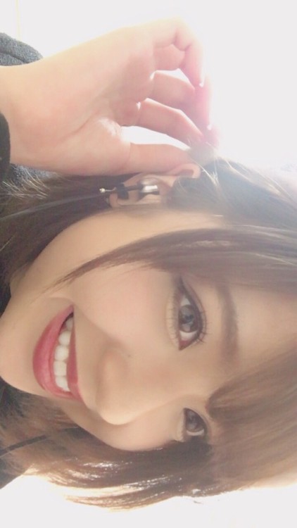 phorbidden:  http://nnnnnn-nanasemaru—i-love-you.tumblr.com/post/158428053823 和田まあや