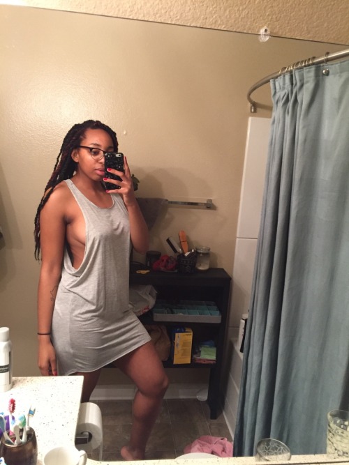 goonicia:  I was apart of #tallgirltwitter today. I am 5'10, 175 lbs. 