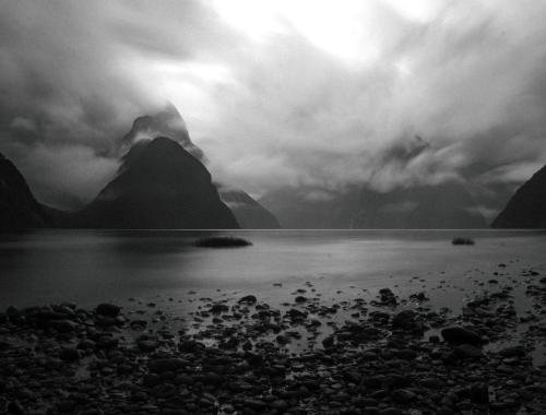 oneshotolive:  Moody Milford Sound, New Zealand [5269 x 4000][OC] 📷: traveller078 