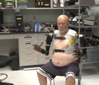 fleshcoatedtechnology:
“ Amputee makes history controlling two modular prosthetic limbs “ A Colorado man made history at the Johns Hopkins University Applied Physics Laboratory this summer when he became the first bilateral shoulder-level amputee to...